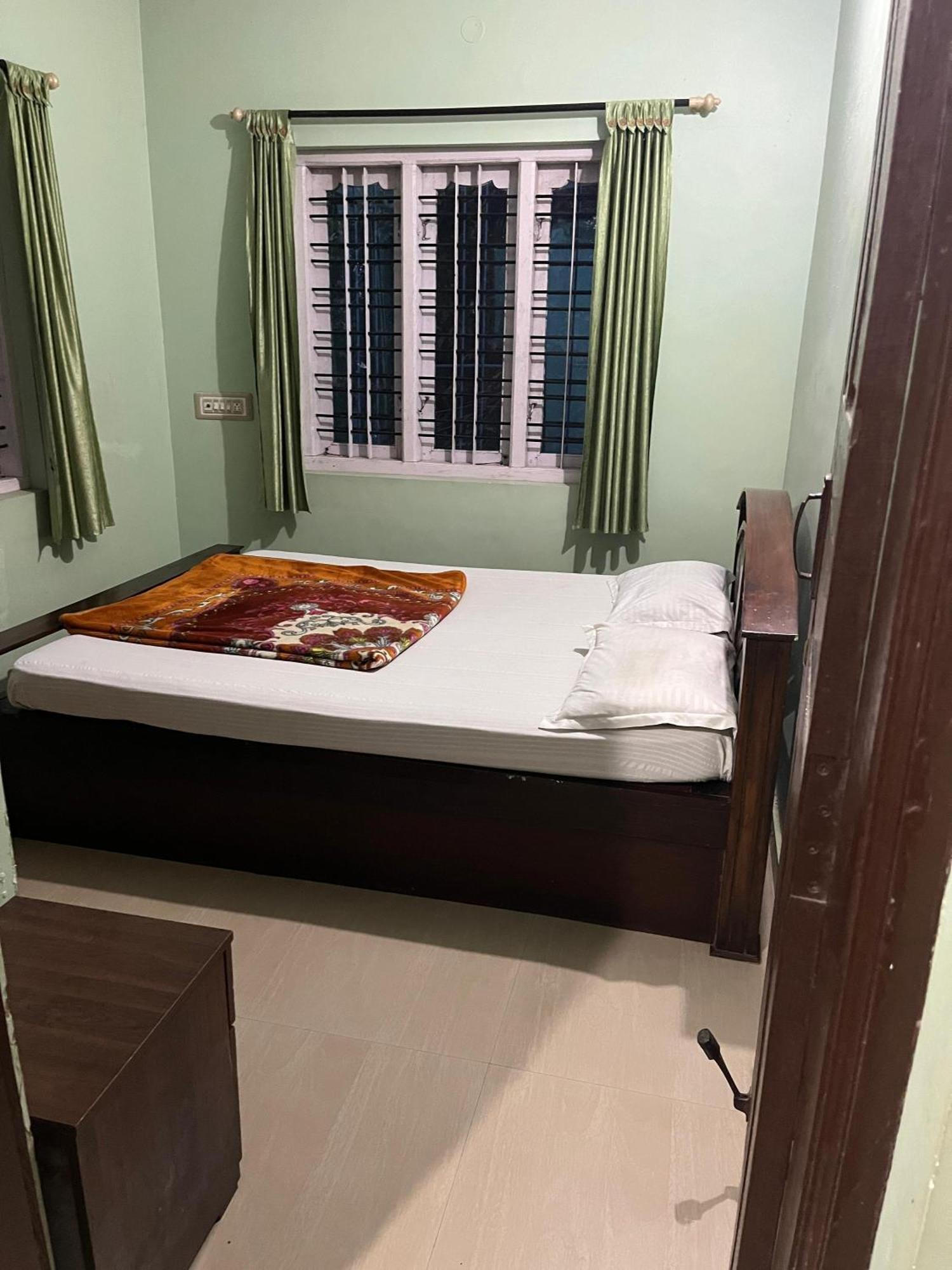 Eshwarkrupa Homestay Madikeri Exteriér fotografie
