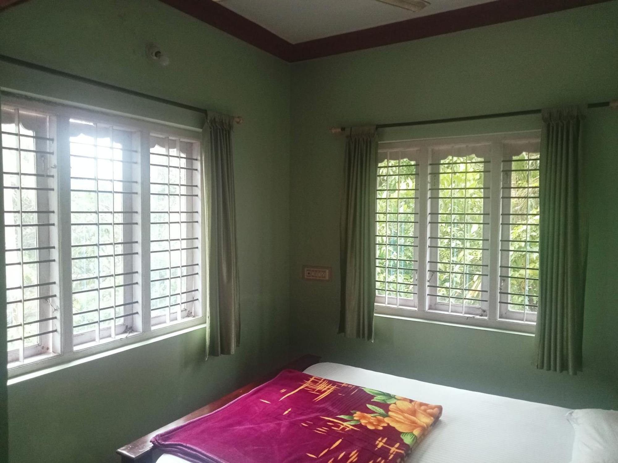 Eshwarkrupa Homestay Madikeri Exteriér fotografie